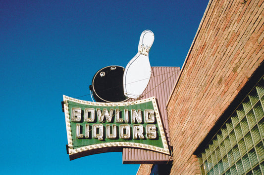 Bowling Liquors Magnet
