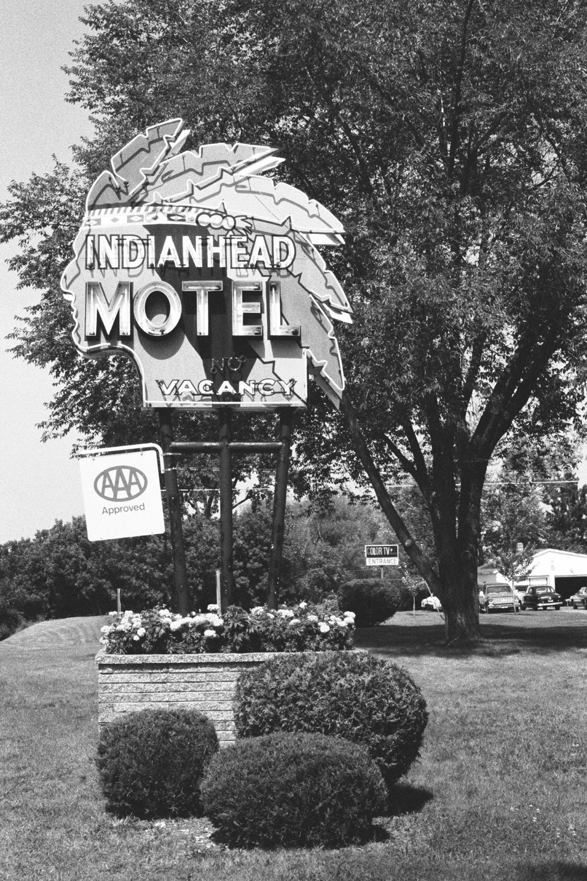 Indianhead Motel Magnet